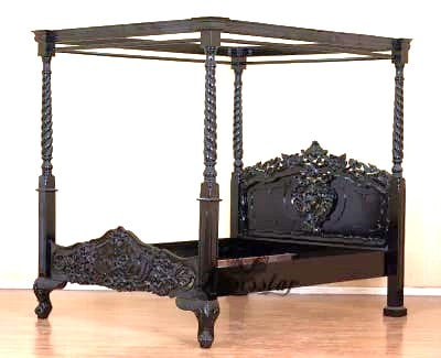 Kabak Gothic Hand Carved Solid Wooden Canopy Bed
