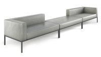 Sofá modular Illia con estructura de metal de cañón completamente soldado y centro abierto