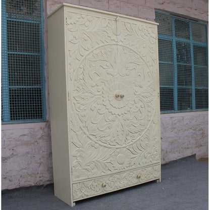 Armario de madera maciza con diseño floral tallado a mano de la India
