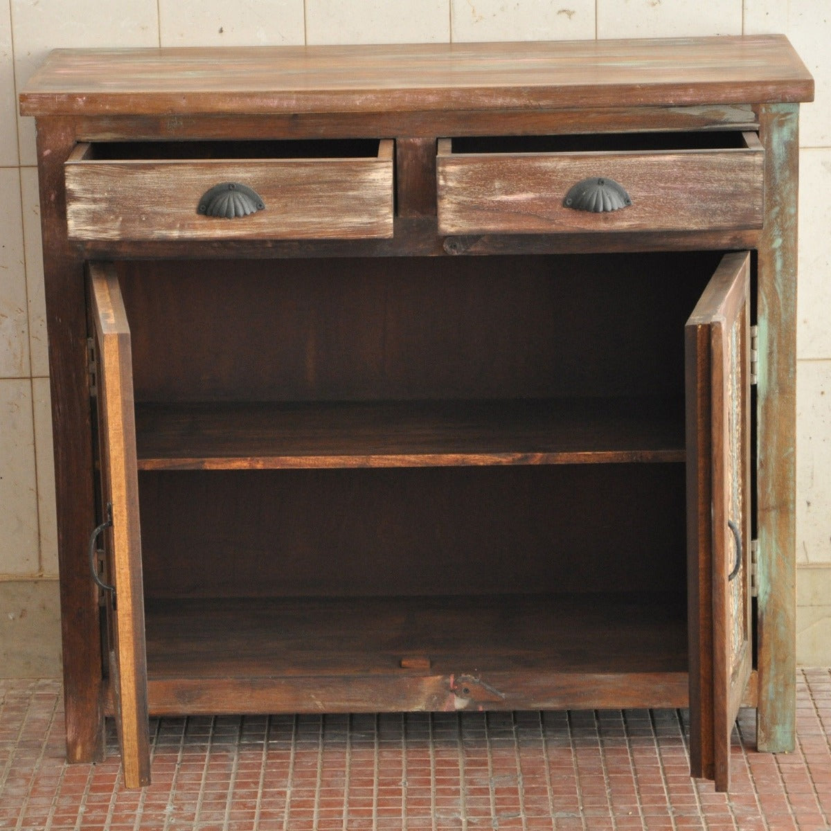 Rainbow Carved 2 Door Wooden Sideboard 100-40-90